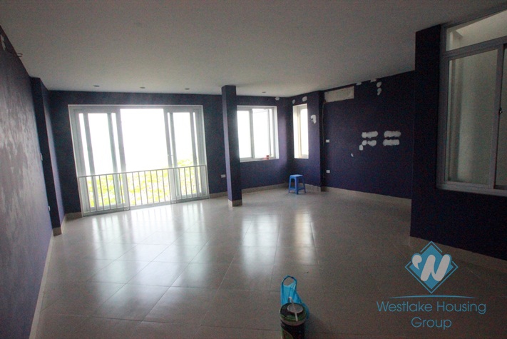 Bright house near the lake for rent in Tay Ho area, Hanoi