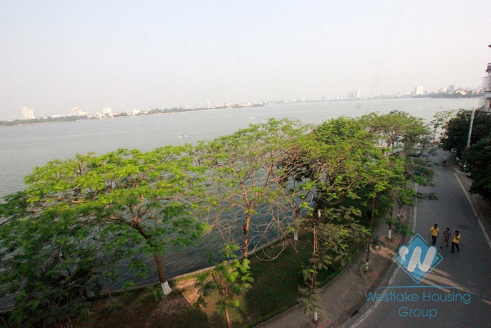 Bright house near the lake for rent in Tay Ho area, Hanoi