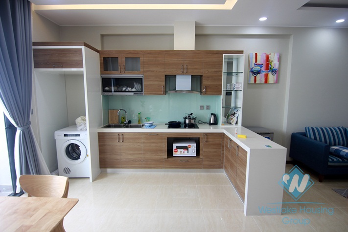 High floor apartment with 03 bedroom for rent in Cau Giay district, Ha Noi