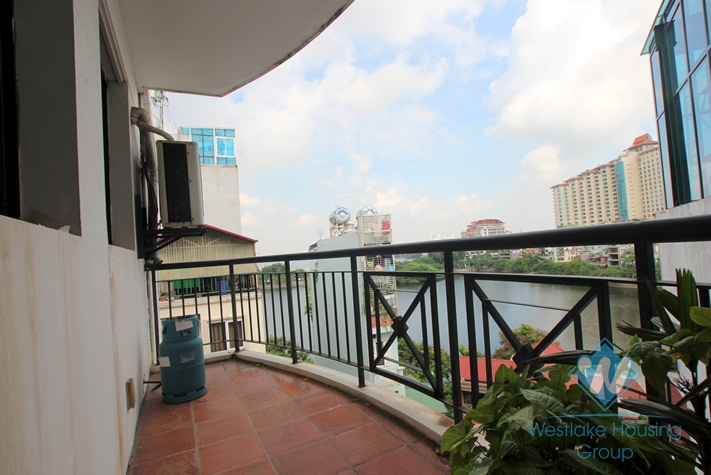 High floor apartment for lease in Nam Trang st, Truc Bach area 