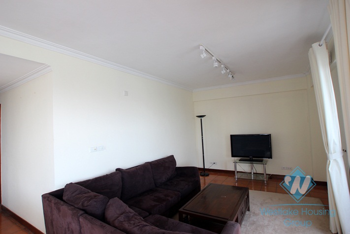 High floor apartment for lease in Nam Trang st, Truc Bach area 