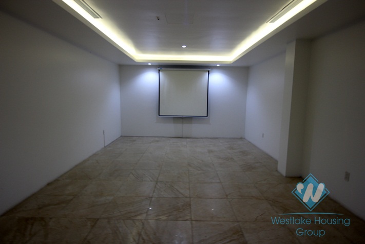 Newly renovated modern villa for rent in Vinhomes Riverside Long Bien