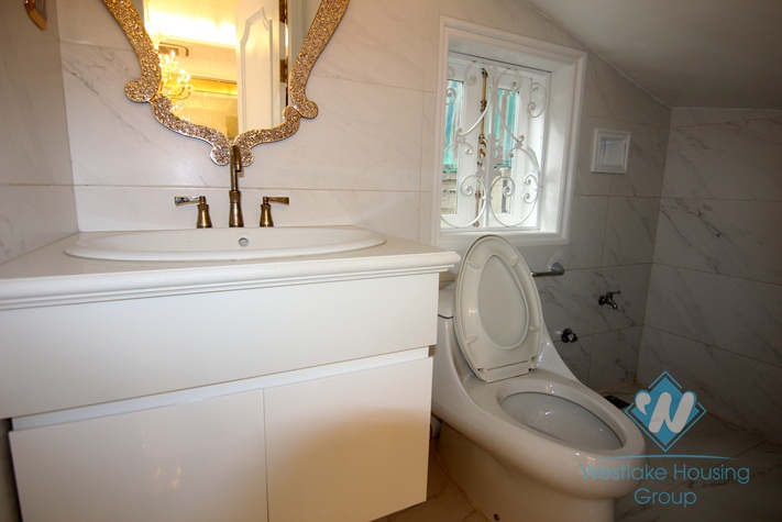 Luxurious villa for rent in Vinhomes riverside Long Bien