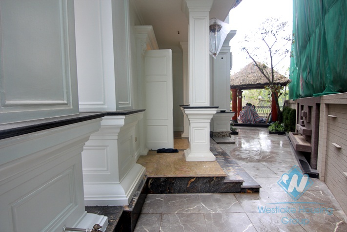 Villa for rent in Vinhome River Side Long Bien