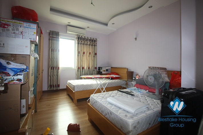 Three bedrooms apartment for rent in E tower ciputra 