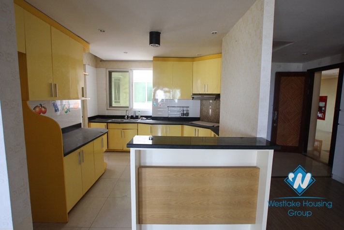 Large size apartment for rent in E Tower, Ciputra, Tay Ho, Ha Noi