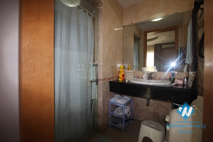 Three bedrooms apartment for rent in E tower ciputra 