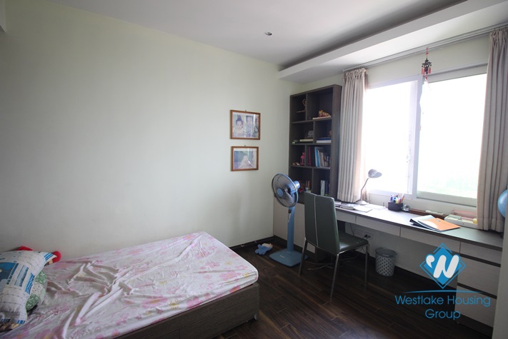 High floor modern apartment for rent in Ciputra E Tower