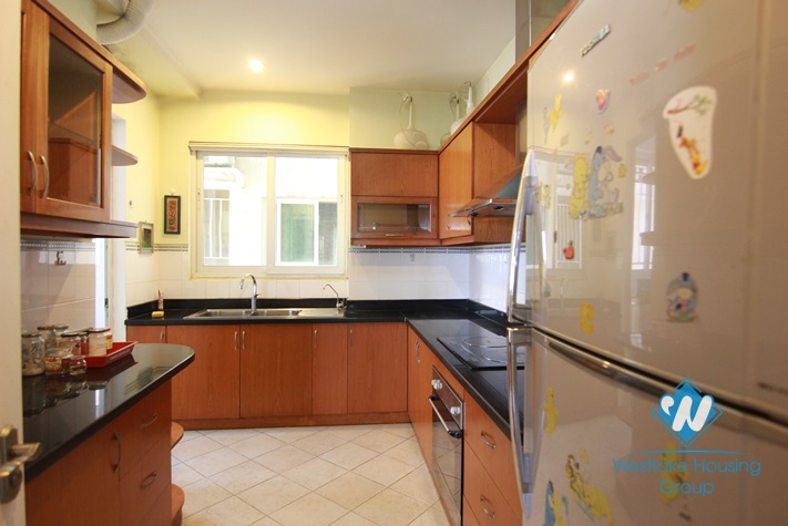 Luxury apartment in Ciputra Tay Ho for rent with 04 bedrooms 