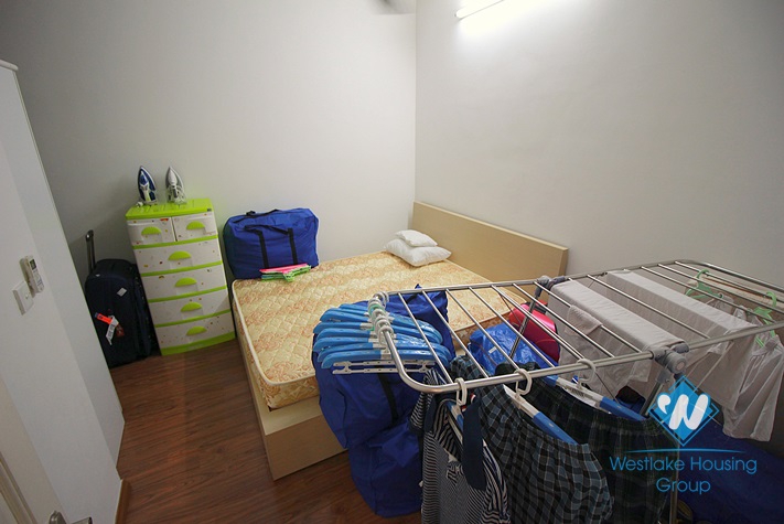 High floor and nice apartment for rent in E Tower, Ciputra Tay Ho, Ha Noi