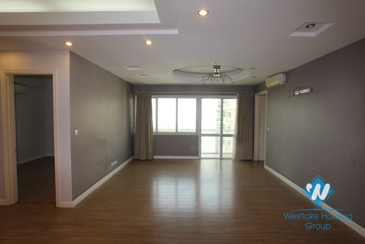 Nice 4  bedroom apartment for rent in Ciputra, Tay Ho, Hanoi
