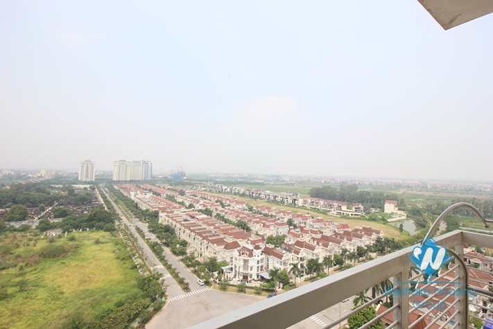 High floor modern apartment for rent in Ciputra E Tower