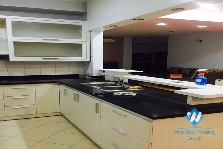 Nice and affordable apartment for rent in Ciputra, Tay Ho, Hanoi 