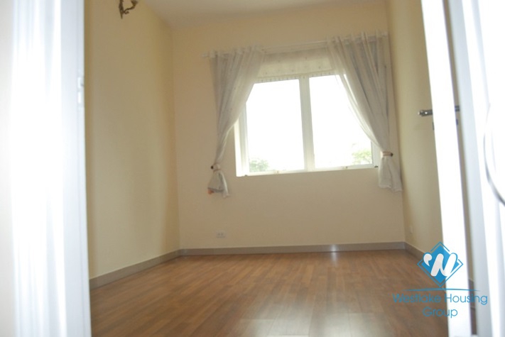 To be waiting for furnished apartment for rent in E1 buliding, Ciputra Tay Ho, Ha Noi 