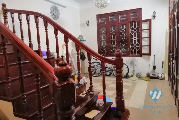 Large 6-bedroom house for rent in Cau Giay, Hanoi