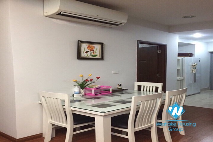 Excellently beautiful apartment in Cau Giay District 