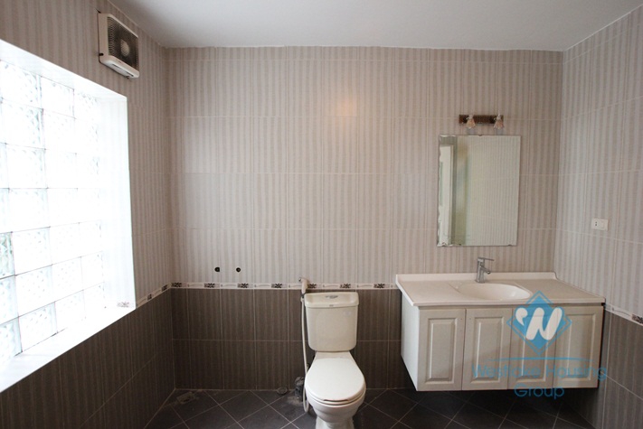 Office for rent in Giang Van Minh st, Ba Dinh, Ha Noi