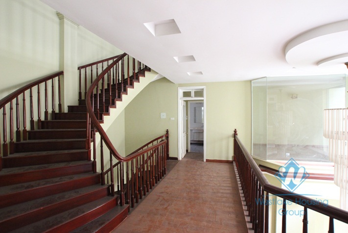 Office for rent in Giang Van Minh st, Ba Dinh, Ha Noi