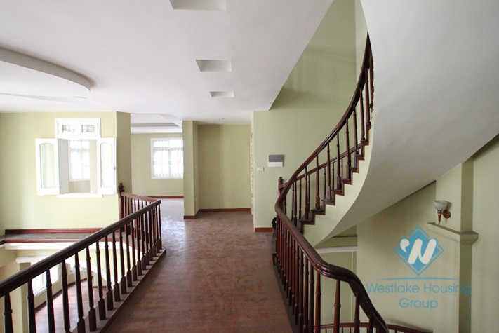 Office for rent in Giang Van Minh st, Ba Dinh, Ha Noi