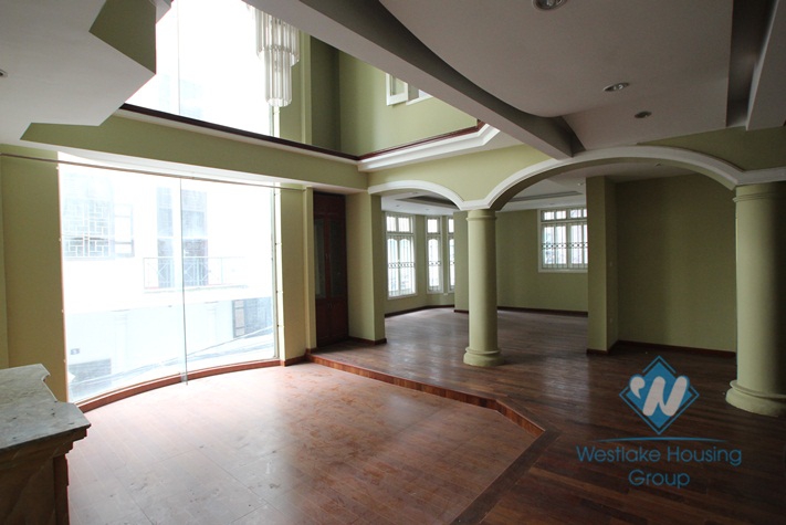 Office for rent in Giang Van Minh st, Ba Dinh, Ha Noi