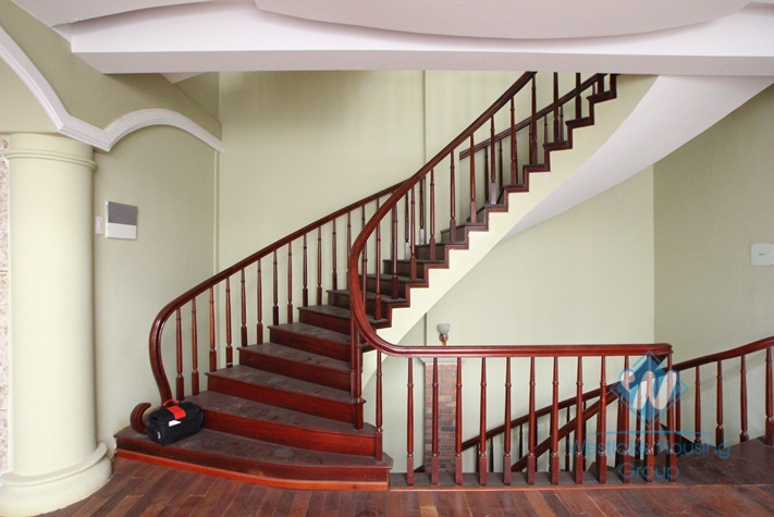 Office for rent in Giang Van Minh st, Ba Dinh, Ha Noi