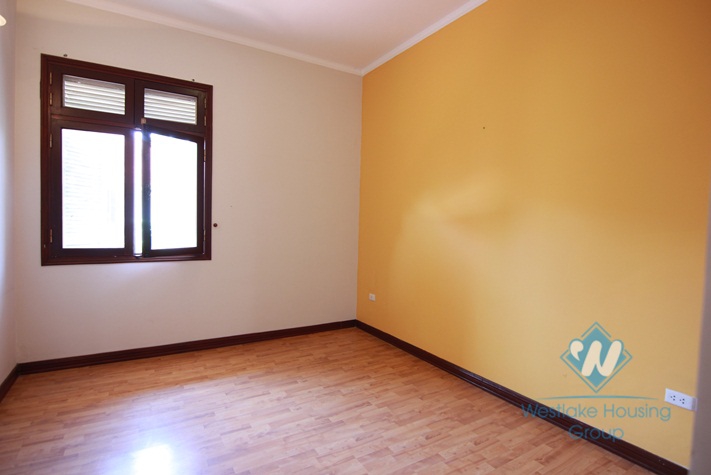 Stunning spacious detached villa with swimming pool for rent in Tay Ho