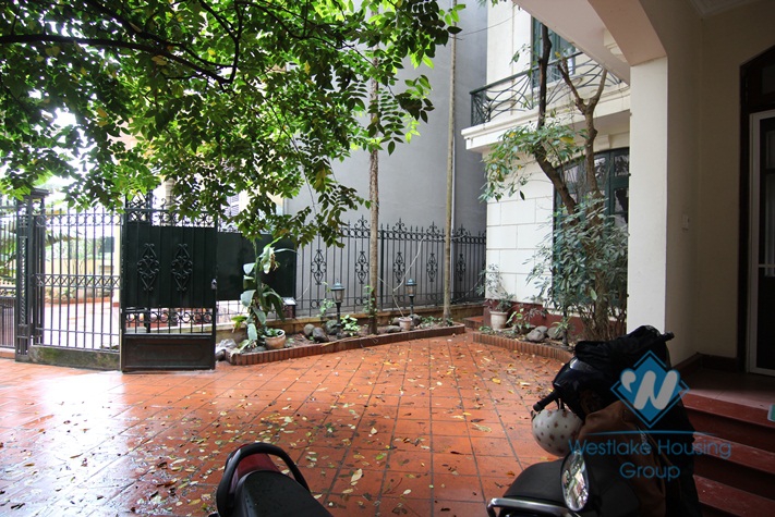 Spacious house for rent in Dang Thai Mai alley, Tay Ho, Hanoi