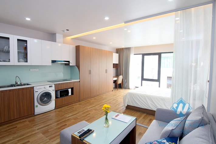 Available 40 sqm 1 bedroom apartment for rent in Tay Ho, Hanoi.