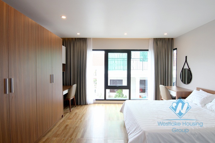 Available 40 sqm 1 bedroom apartment for rent in Tay Ho, Hanoi.
