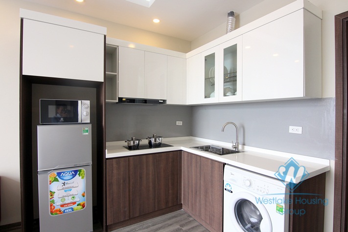 Apartment in 6th floor for rent in Tay Ho, Hanoi.