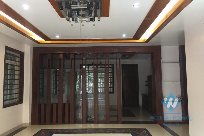 Lovely 5-bedroom house for rent in Cau Giay, Hanoi