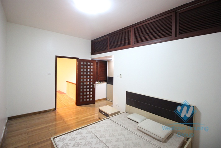 Lakeside villa with swimming pool for rent in Tay Ho, Hanoi