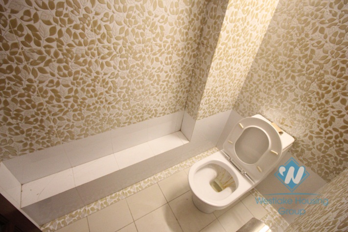 Lakeside villa with swimming pool for rent in Tay Ho, Hanoi