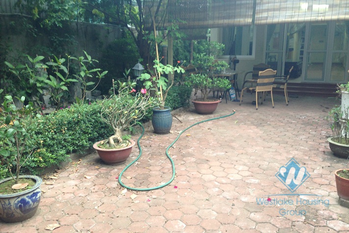 Garden house with 2 bedrooms for rent in Tay Ho, Hanoi