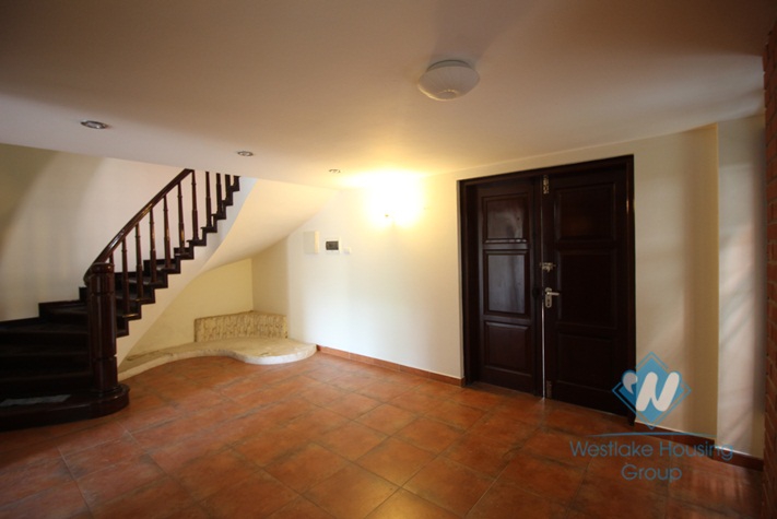 Beautiful villa for rent on Dang Thai Mai, Tay Ho with large ground terrace with greenary, 5 mins walk to Westlake