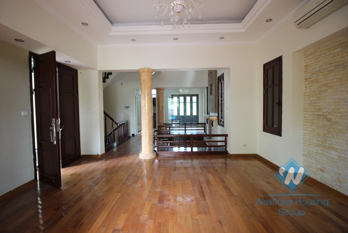 Beautiful villa for rent on Dang Thai Mai, Tay Ho with large ground terrace with greenary, 5 mins walk to Westlake