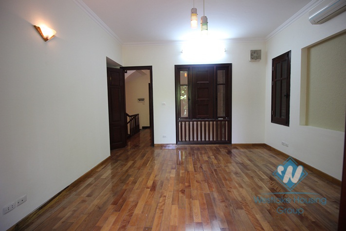 Beautiful villa for rent on Dang Thai Mai, Tay Ho with large ground terrace with greenary, 5 mins walk to Westlake