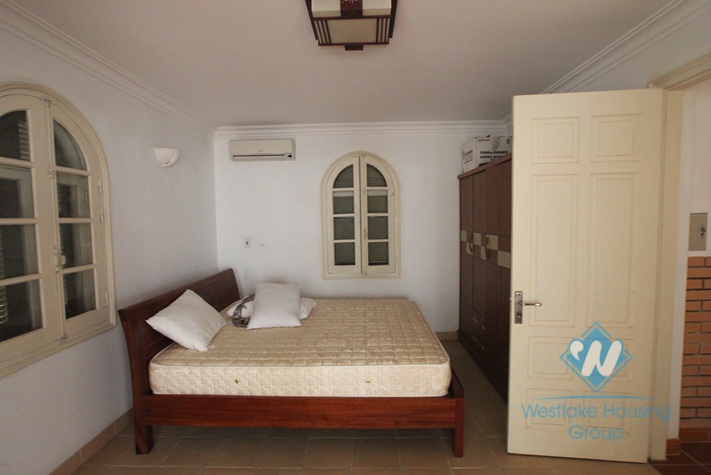 Big House with nice yard for rent in Dang Thai Mai st, Tay Ho, Ha Noi