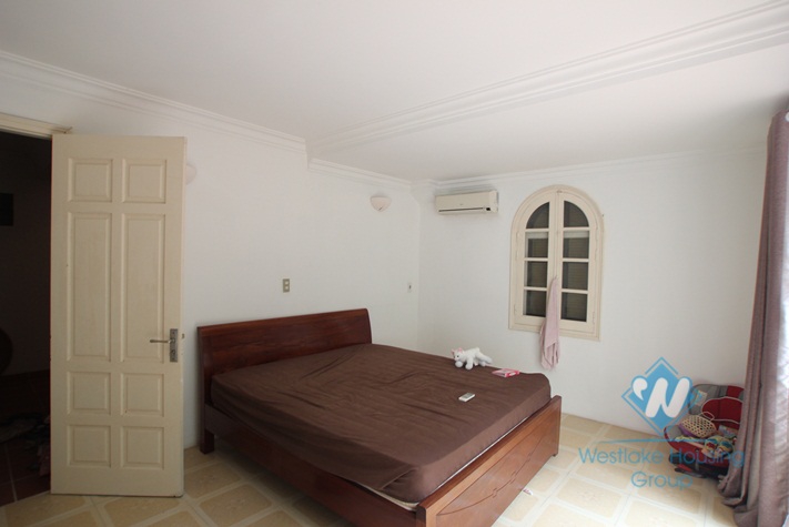 Big House with nice yard for rent in Dang Thai Mai st, Tay Ho, Ha Noi