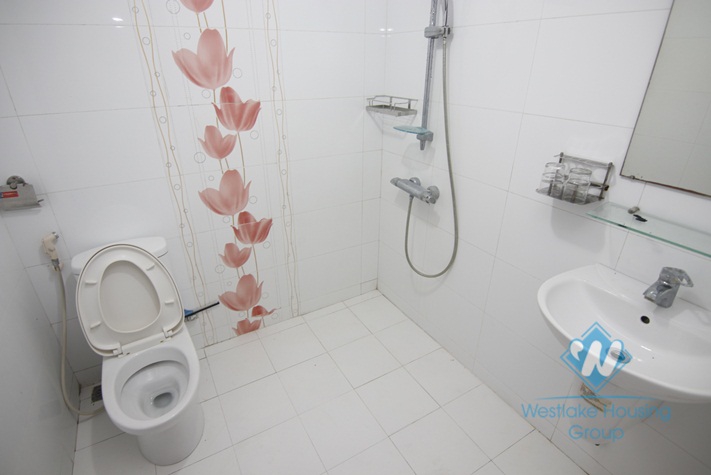 Cheap price apartment for rent near Thuy Khue street, Hanoi.