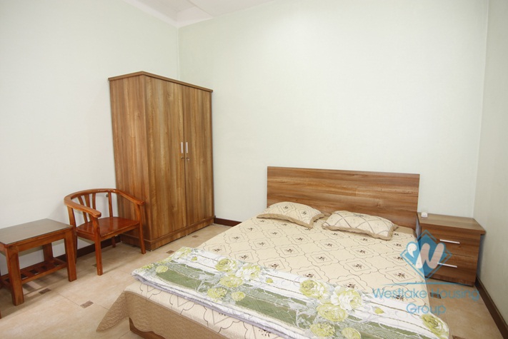 Cheap price 4 bedrooms apartment for rent near Thuy Khue street, Hanoi.