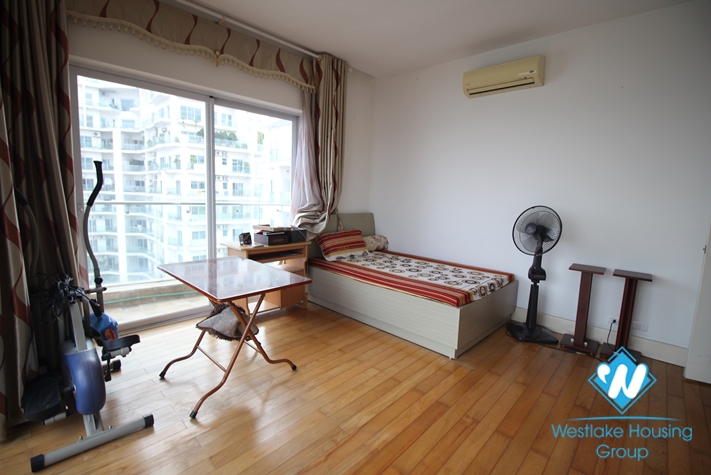Three bedrooms apartment for rent in Golden Westlake, Tay Ho District, Ha Noi
