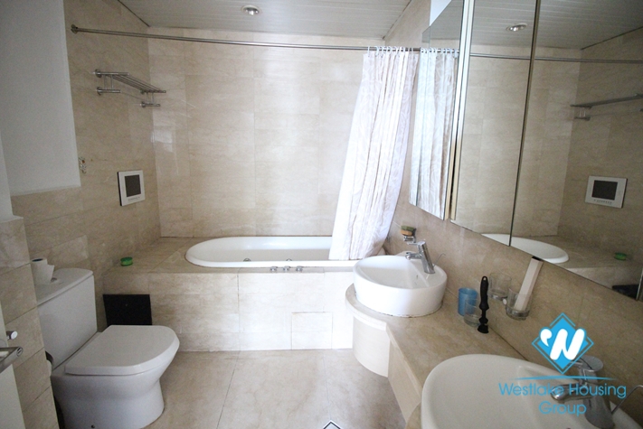 Three bedrooms apartment for rent in Golden Westlake, Tay Ho District, Ha Noi