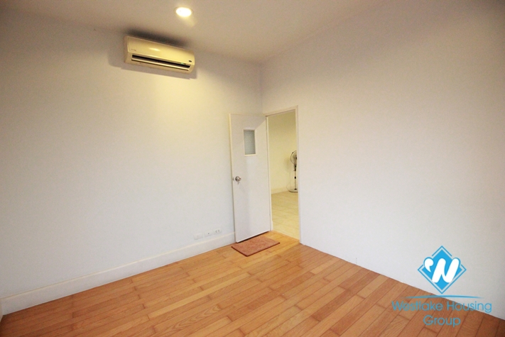 Bright 03 bedrooms apartment for lease in Golden Westlake, Tay Ho, Hanoi