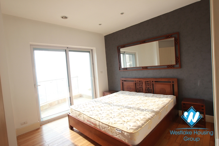 Nice apartment for rent in Golden Westlake, Tay Ho, Ha Noi
