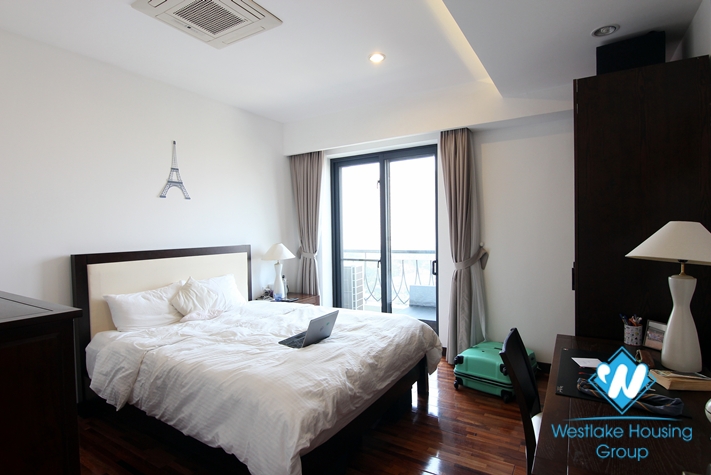 Luxury apartments with 4 bedrooms for rent in Elegant Suites, Tay Ho, Hanoi 