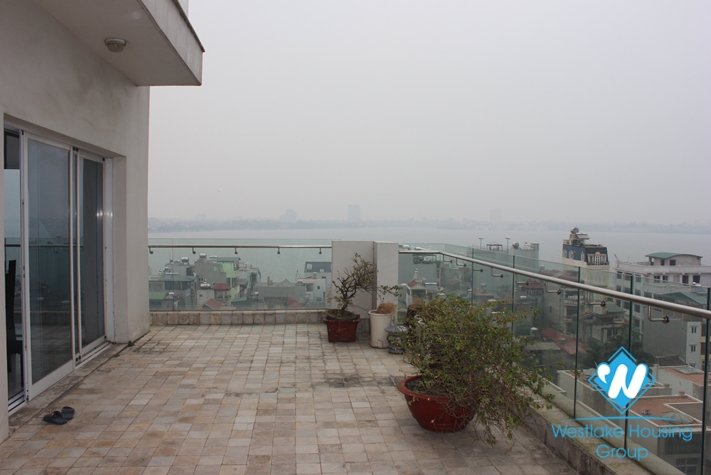 Beautiful apartment for rent in Golden Westlake, Thuy Khue, Tay Ho, Hanoi