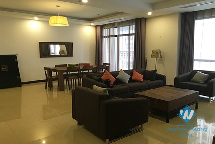 Well maintained furnished apartment for rent in Royal city