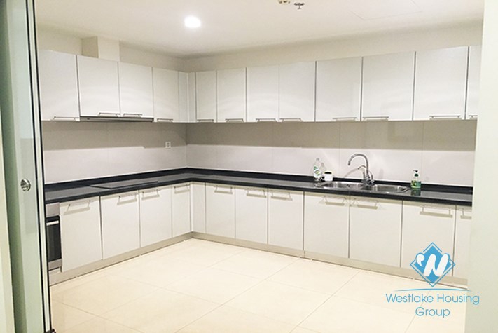 Well maintained furnished apartment for rent in Royal city