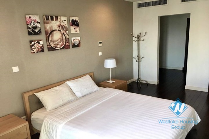 Modern three bedrooms apartment in the heart of Ba Dinh, Ha Noi